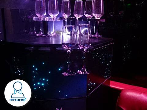 Парти бус с Уникално озвучаване за Ергенско парти. Стриптизьорки - уникален подарък за всеки младоженец. Бъдете подготвени за много изненади!