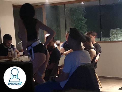 Професионални стриптизьорки за Ергенско парти в цяла България. Топлесс шоу програма, която ще Ви остави без дъх и ще се помни дълго.